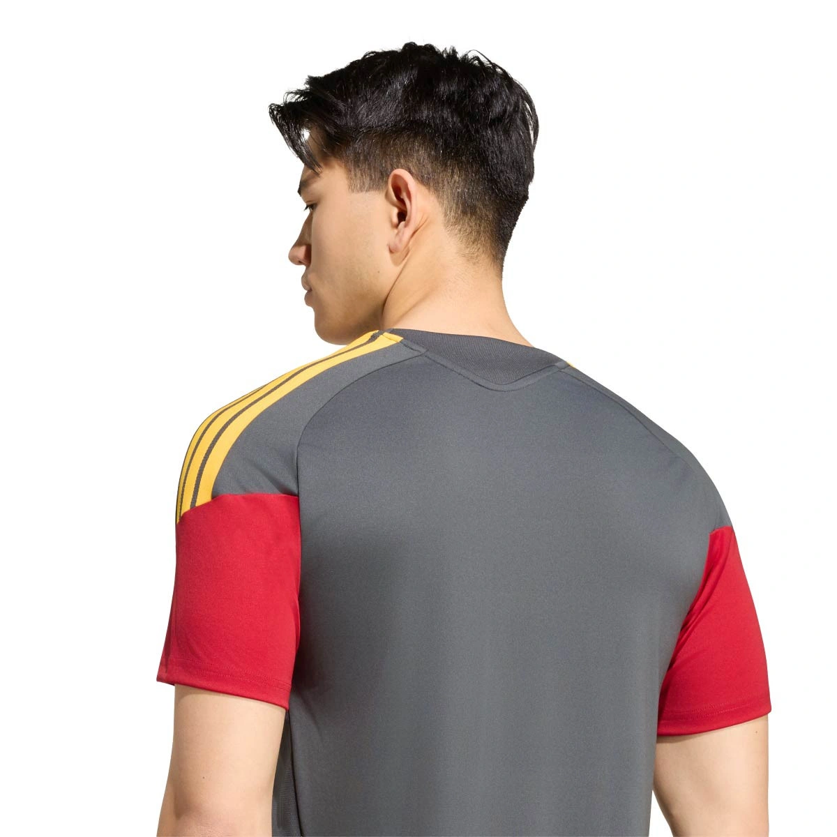 camiseta-adidas-as-roma-training-2026-2027-grey-sixteam-victory-red-3