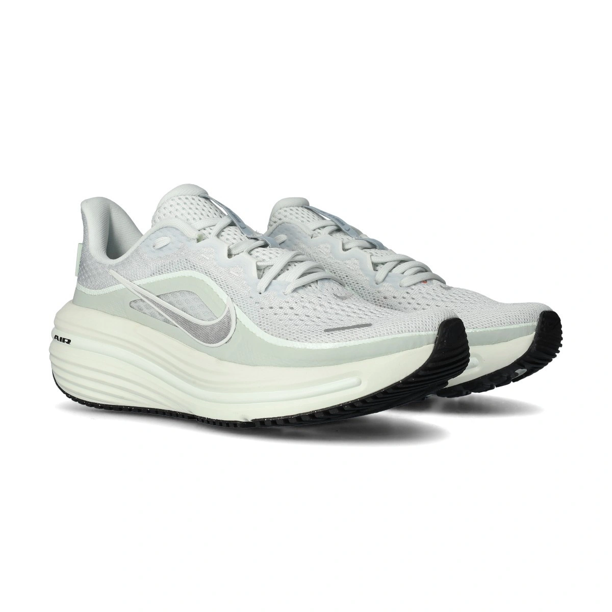 zapatilla-nike-winflo-12-mujer-off-white-mtlc-silver-barely-green-lt-silver-0