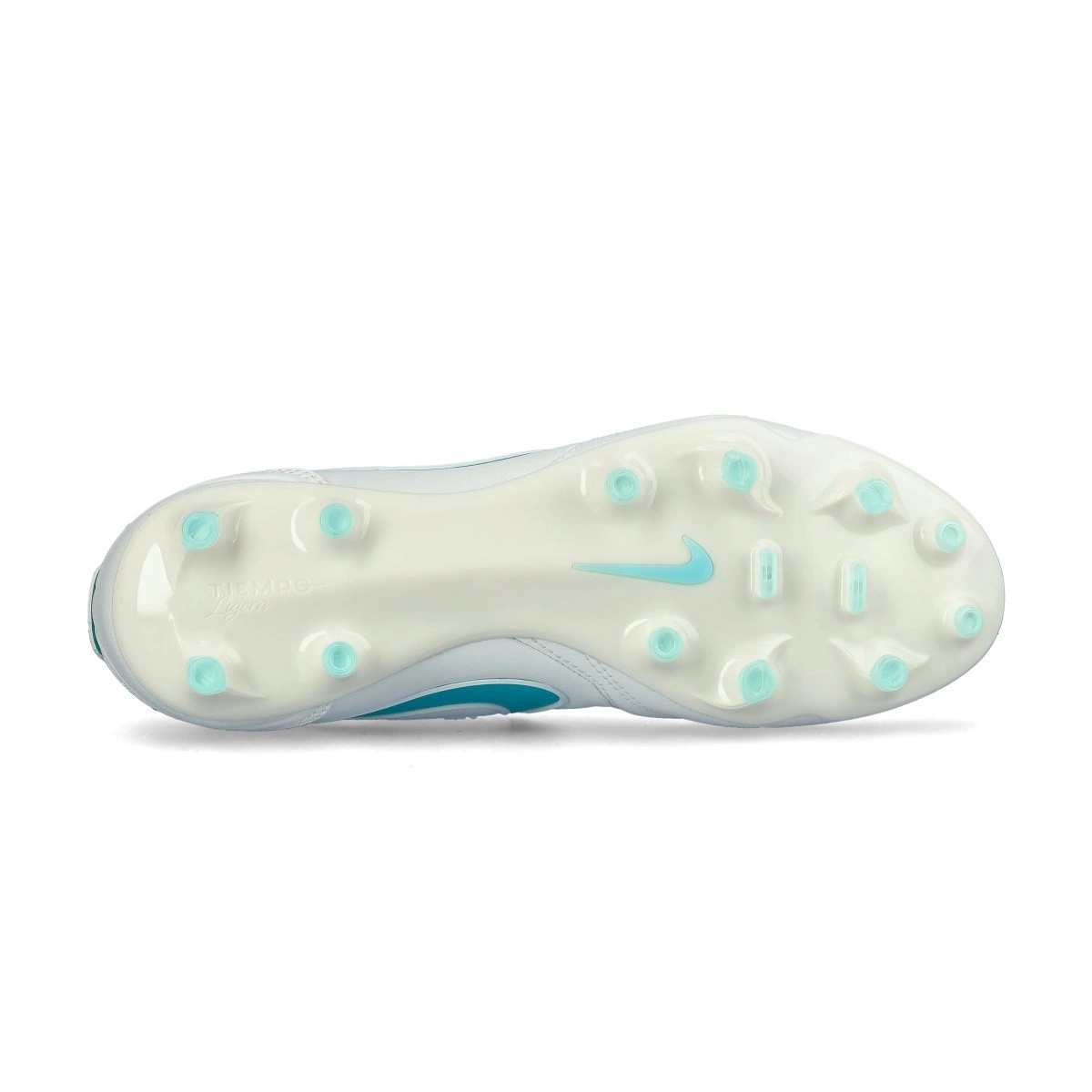 bota-nike-tiempo-ligera-pro-fg-blanco-3
