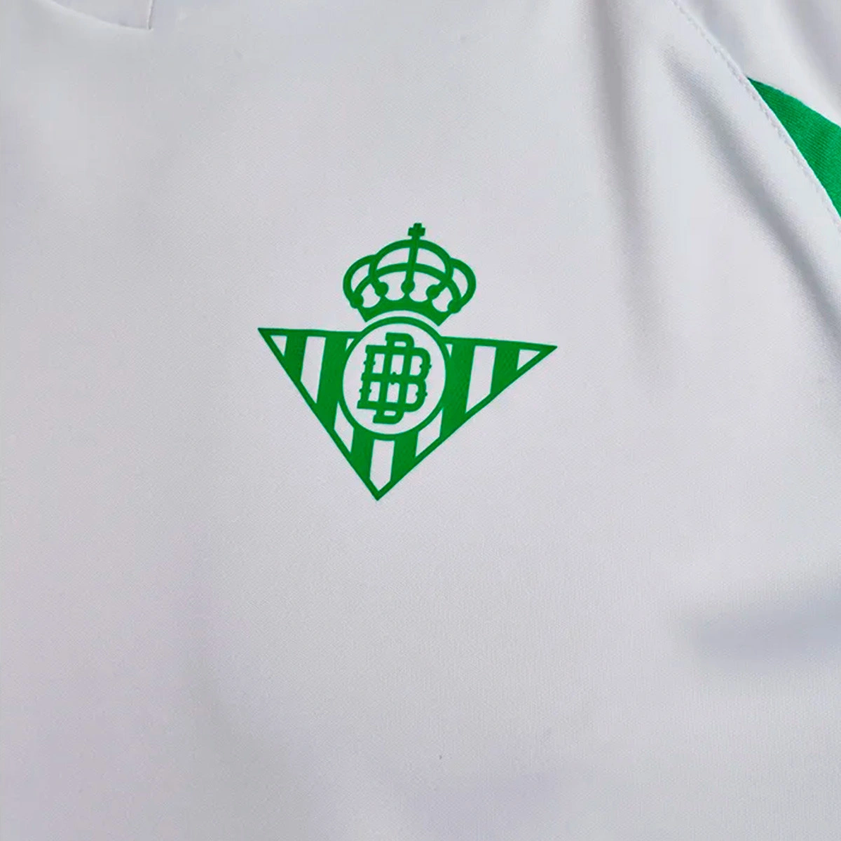 camiseta-hummel-real-betis-training-2026-2027-white-2