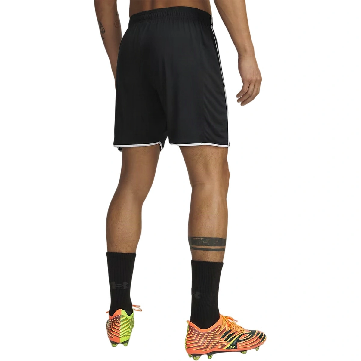 pantalon-corto-under-armour-challenger-train-grey-1