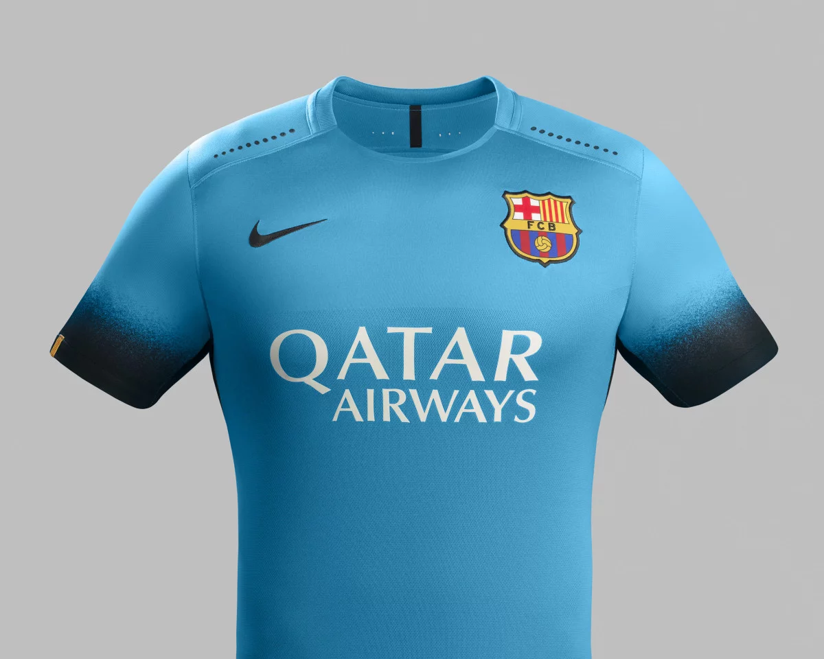 post card Ho15_Club_Kits_3rd_Jersey_PR_Front_Barcelona_R_original.webp