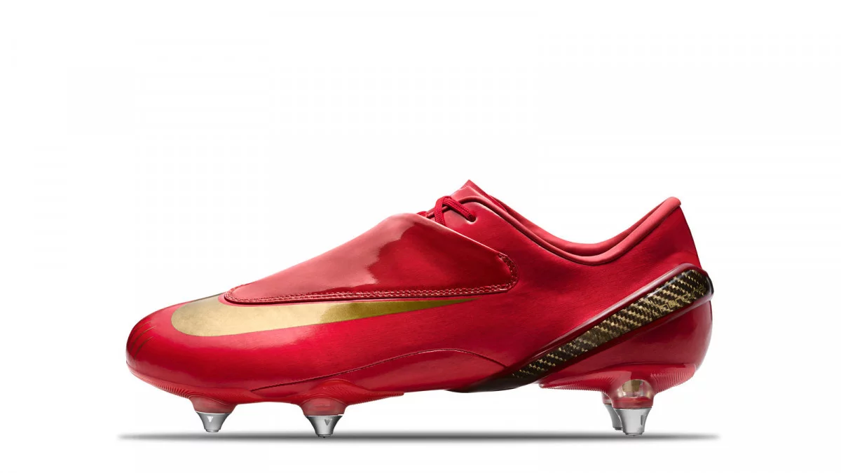 post card 2008_Mercurial_Vapor_4_Sport_Red_Metallic_Gold_hd_1600.webp