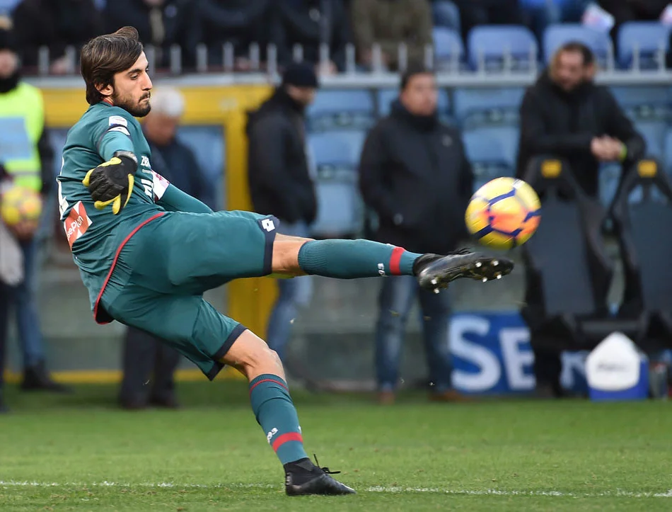 post card Mattia-Perin-Genoa-Total-black_0.webp