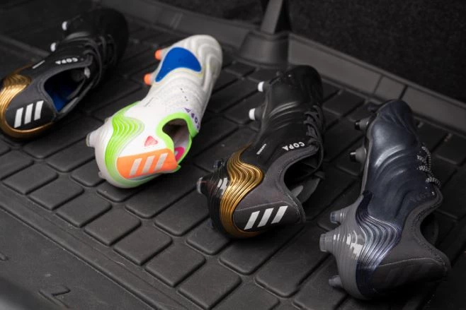 post card post-botas-de-futbol-comodas-horma.webp