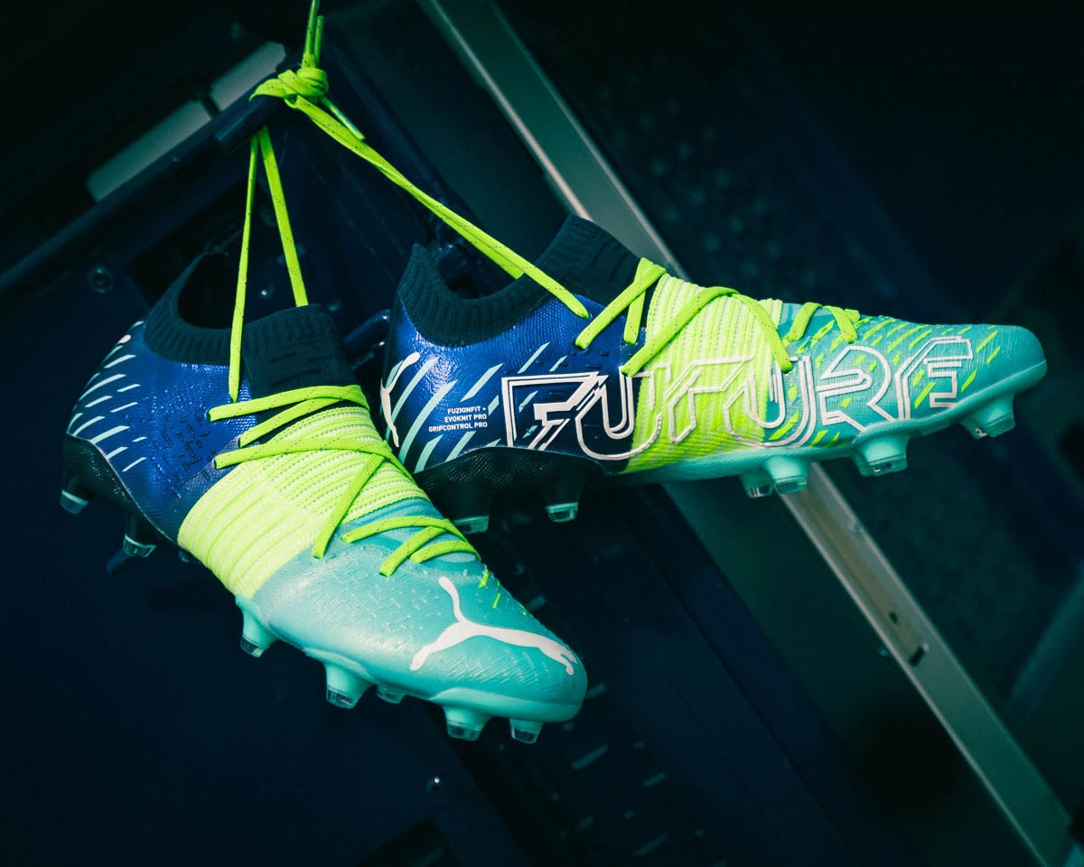 post card post-top-botas-de-fútbol-sintéticas-future-z.webp