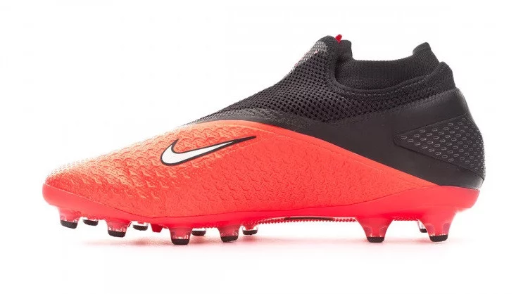post card blog-toda-la-.gama-nike-phantom-vsn-ii-pro.webp