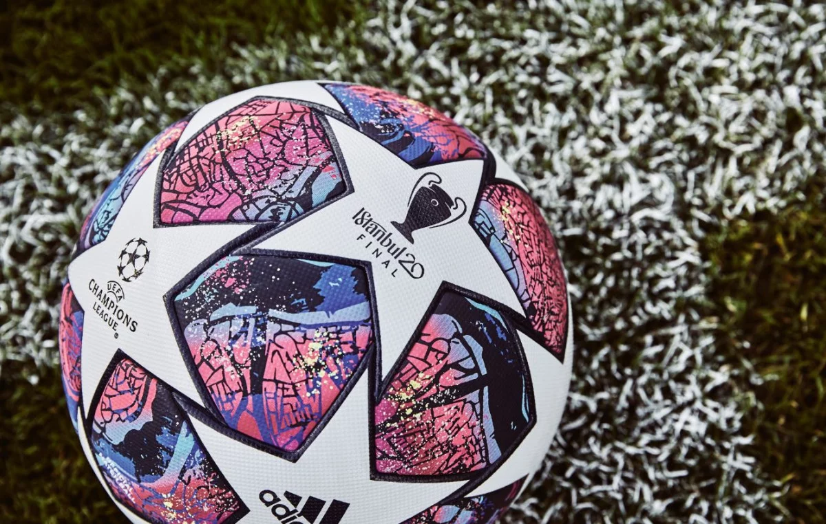 post card Balón-Champions-League-Eliminatorias-portada_0.webp