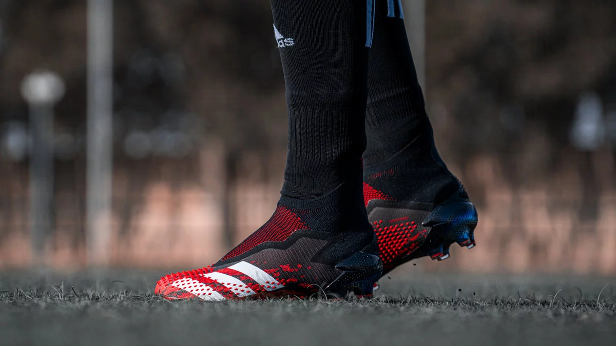 post card adidas-Predator-20-Mutator-1_0.webp