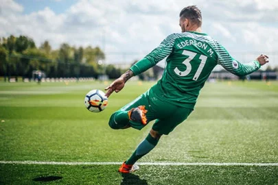 blog-entrenamiento-porteros-en-casa-ederson_0.webp