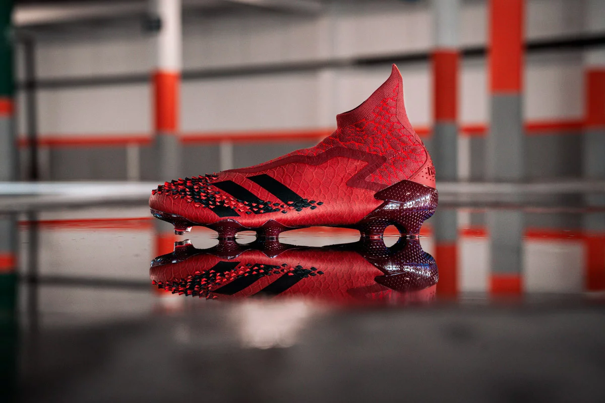 post card post-adidas-Predator-Dragon-2.webp