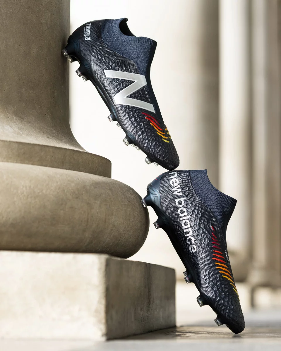post card blog-futbolemotion-newbalance-tekela-V3-5.webp
