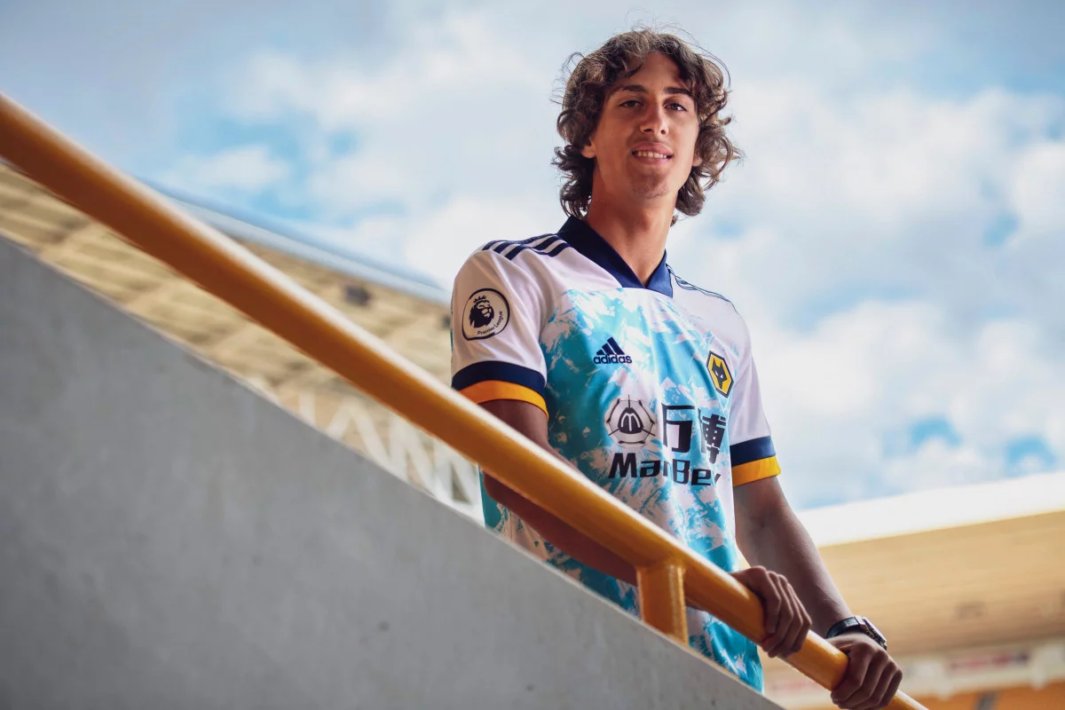post card blogs-futbolemotionportugal-fabio-silva-assina-pelo-wolverhampton-3nova.webp