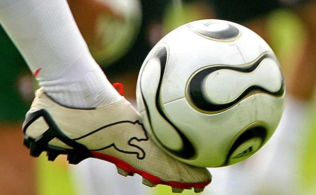 post card balones-mas-iconicos-futbolemotion-12.webp
