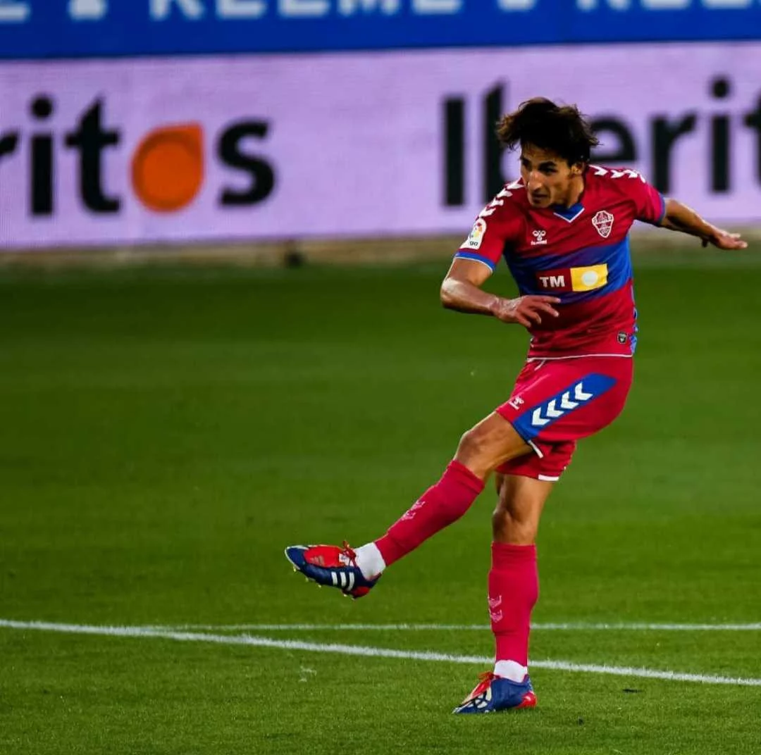 post card blogs-futbolemotion-portugal-boot-spotting-2.webp