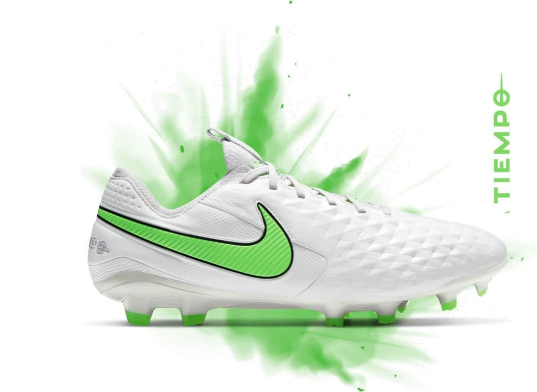 post card Nike-Spectrum-Pack-futbolemotion-3.webp