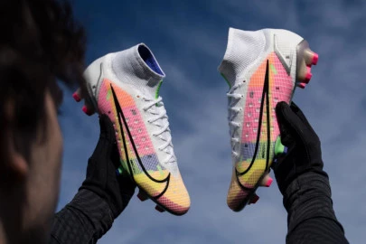 Nike-Mercurial-Vs-Mercurial-1.webp
