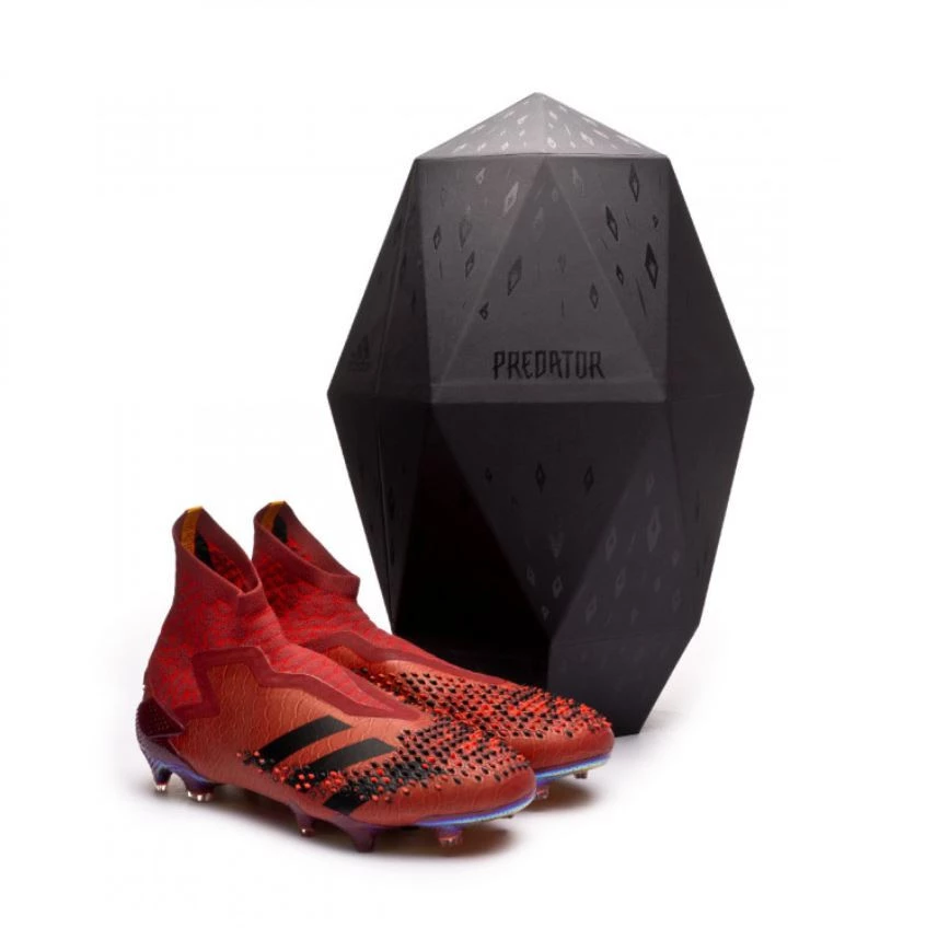 post card Botas-mas-caras-de-la-historia-futbolemotion-2.webp