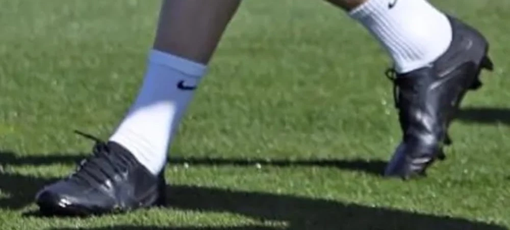post card post-nike-tiempo-blackout-lenglet.webp