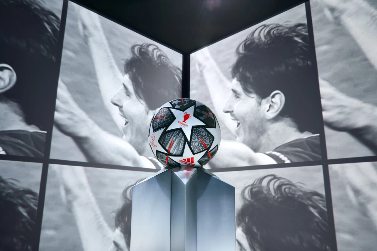 post card SS21_OMBLAUNCH_OMB_MESSI_2.webp