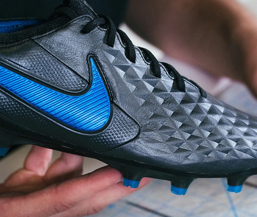 post card post-adidas-copa-sense-vs-nike-tiempo-8-elite-piel-tiempo.webp