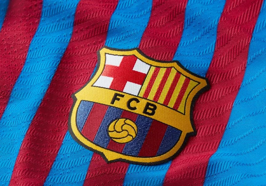 post card post-nueva-camiseta-fc-barcelona-escudo.webp