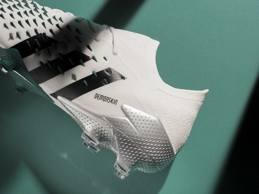 post card post-adidas-eqt-freak-1.webp