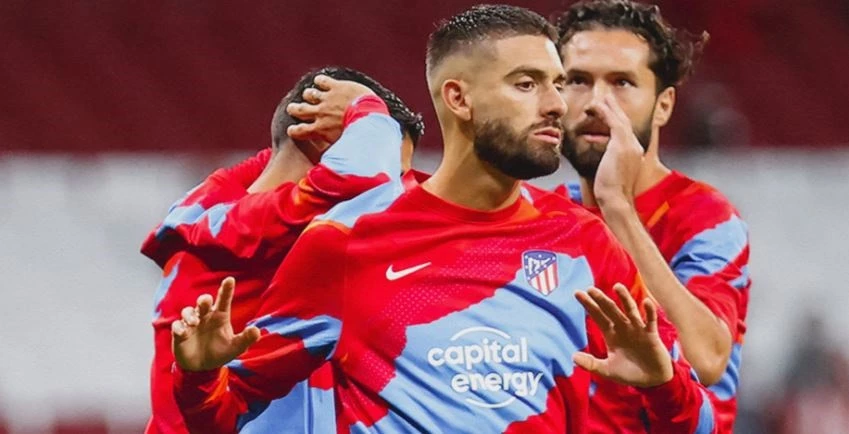 post card camisetas-prepartido-atletico-de-madrid-carrasco.webp