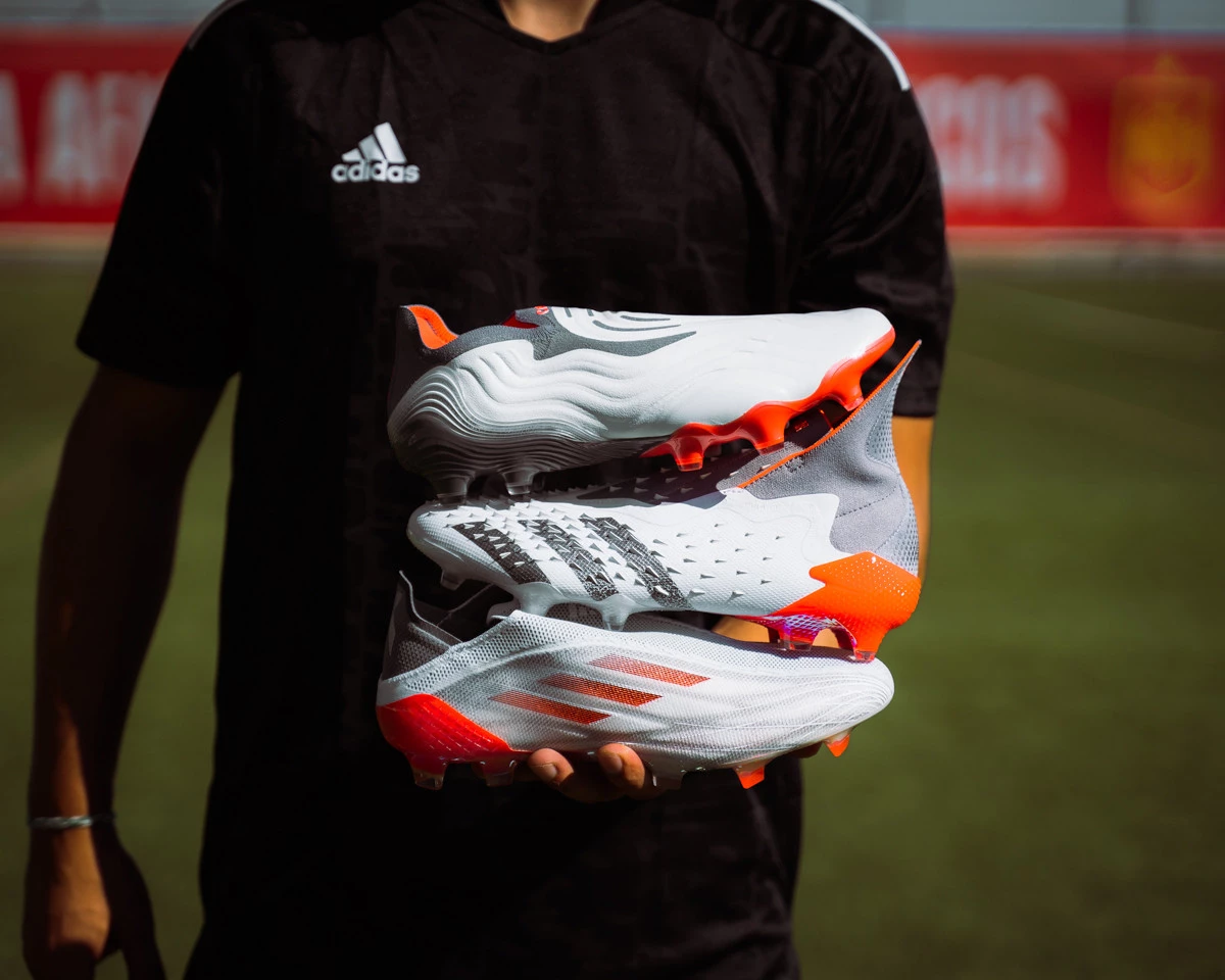 post card adidas_Whitespark_Pack_2.webp