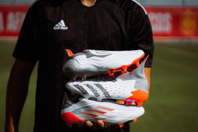 Il nuovo adidas White Spark di adidas !