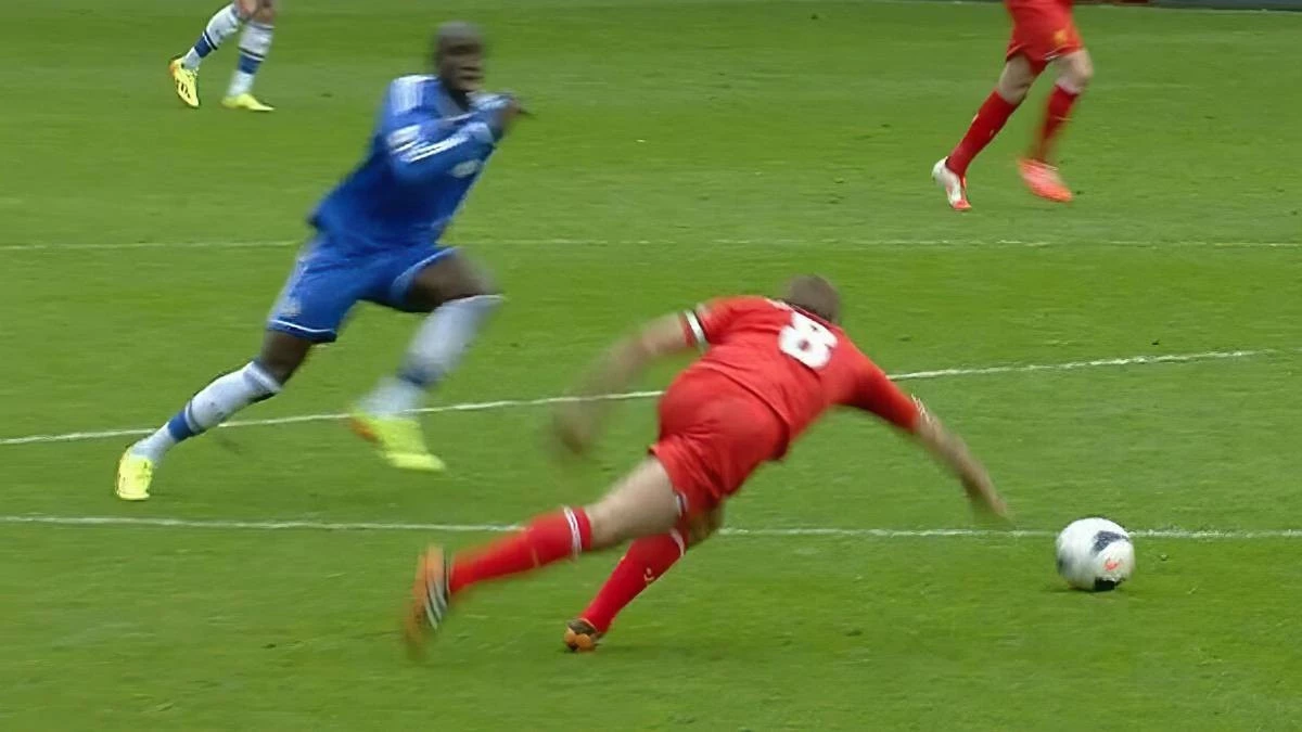 post card post-jugadores-con-botas-ag-Gerard-caida.webp