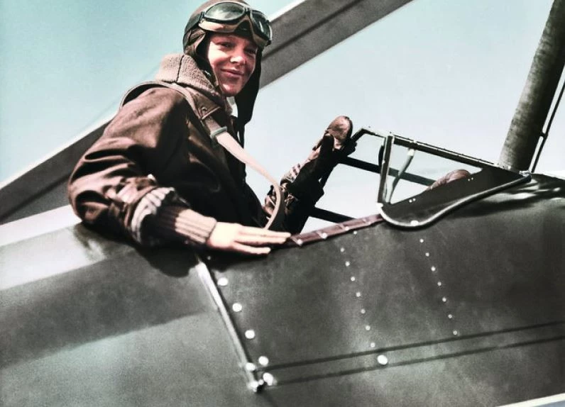 post card Amelia_Earhart.webp