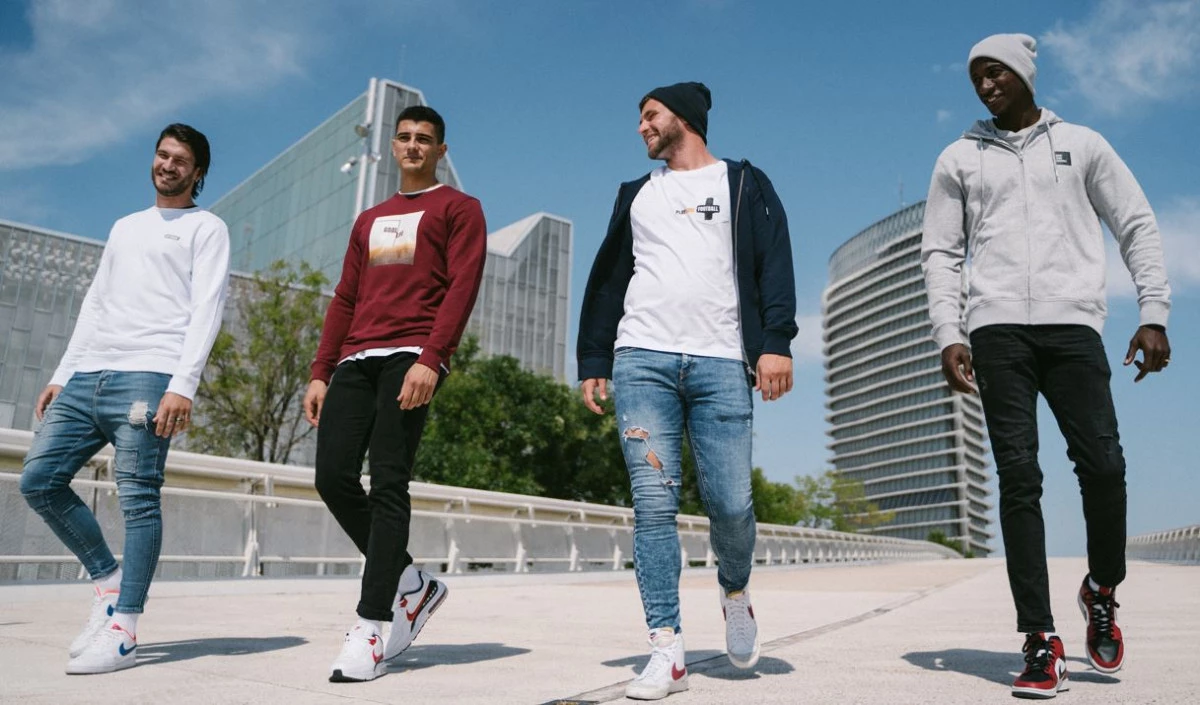 post card post-rebajas-after-90-brand.webp