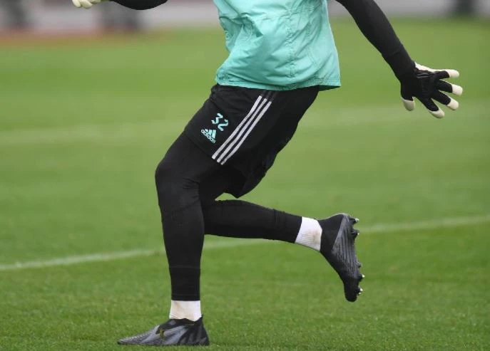 post card post-predator-blackout-ramsdale.webp