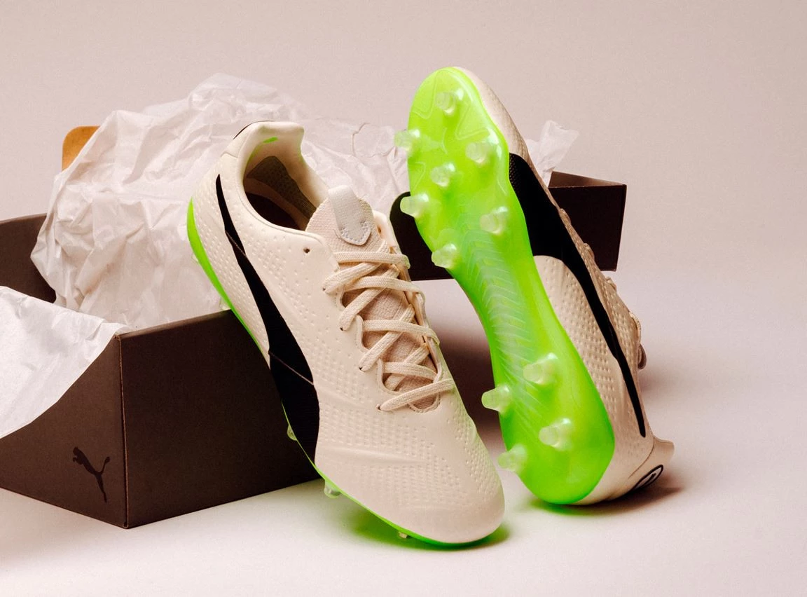 post card PUMA_KING_VEGAN_CUATRO.webp