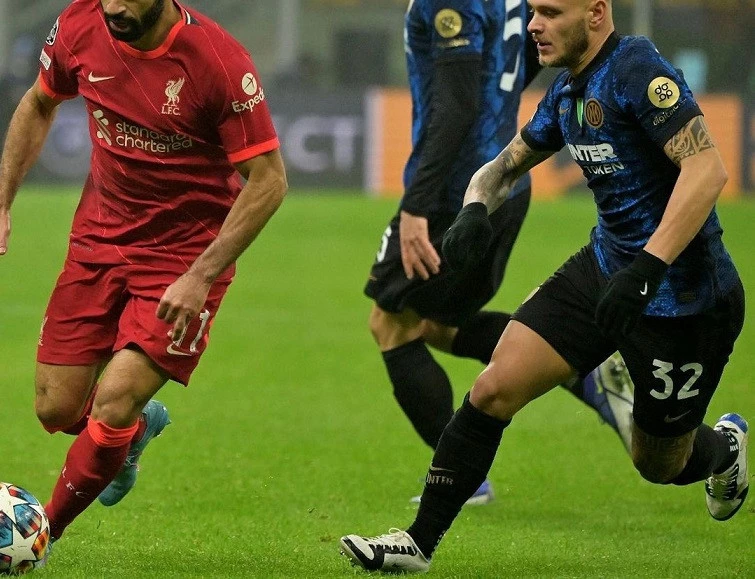 post card post-travis-scoot-jordan-1-fútbol-mercurial-di-marco.webp