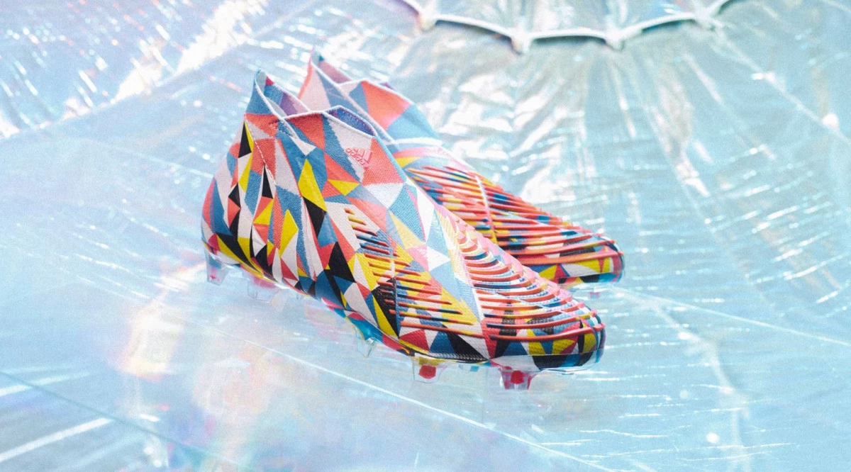 post card post-novedades-del-mes-de-febrero-adidas-predator-geometric.webp