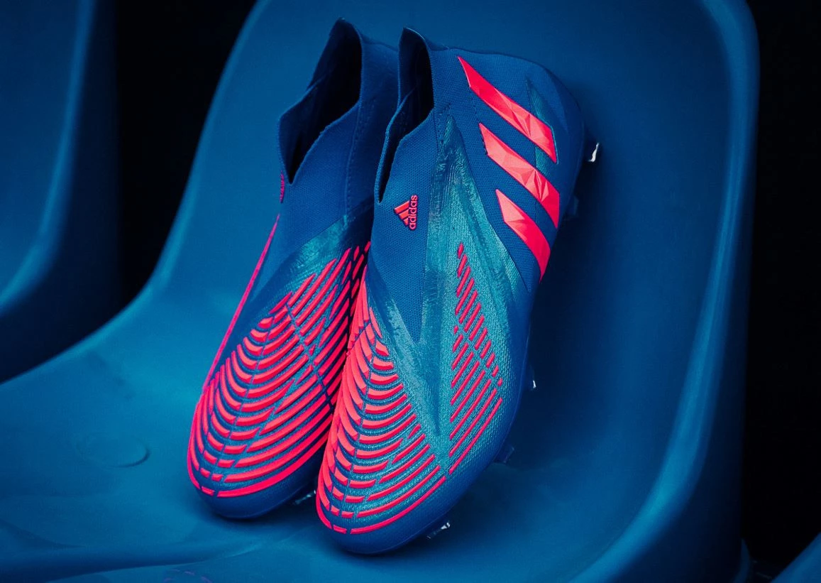 post card post-un-mes-con-adidas-predator-edge-total.webp