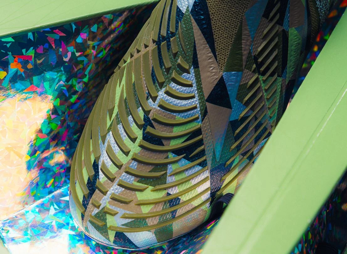 post card ADIDAS_SWAROVSKI_RIBS.webp