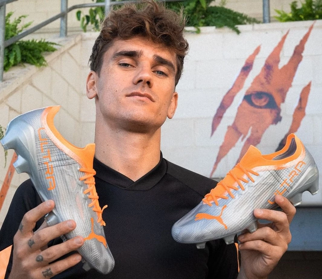 post card post-puma-ultra-griezmann-dos.webp