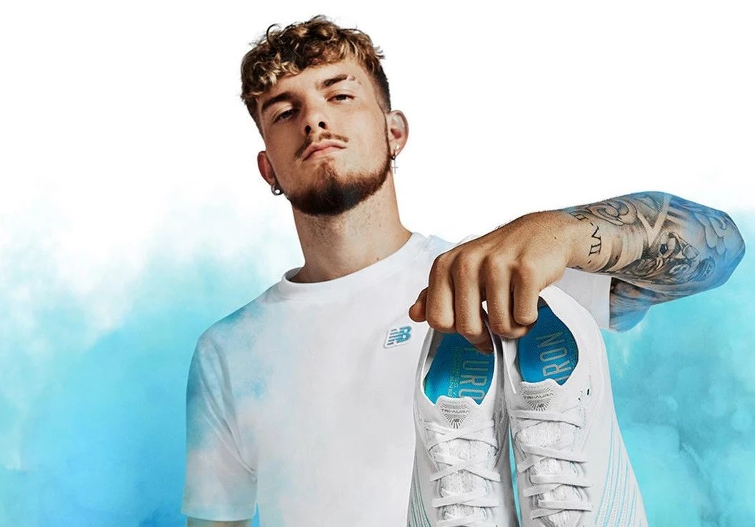 post card post-new-balance-tri-aura-pack-Eliott.webp