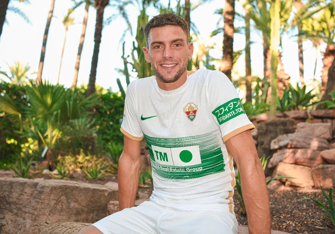 post card camiseta_Elche.webp