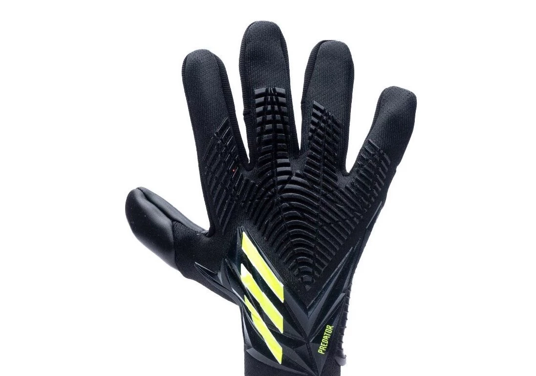 post card post-novedades-del-mes-adidas-predator-pro.webp