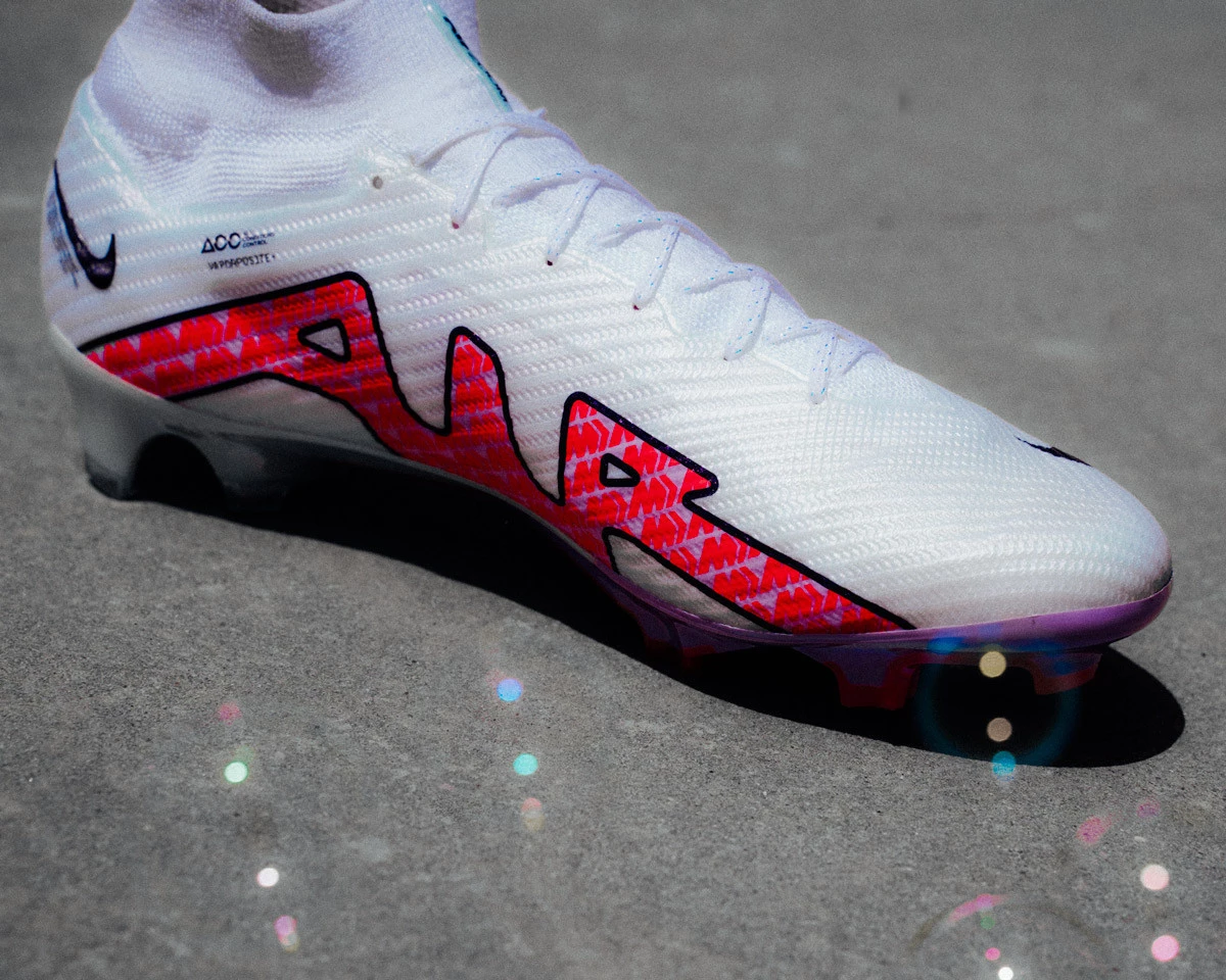 post card post-top-mejores-botas-de-año-nike-mercurial-uno.webp