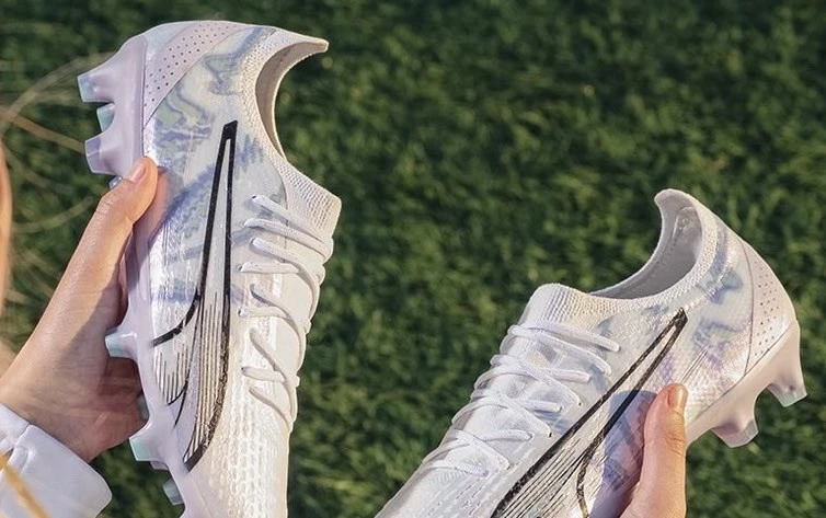 post card post-novedades-del-mes-de-marzo-nike-puma-ultra.webp