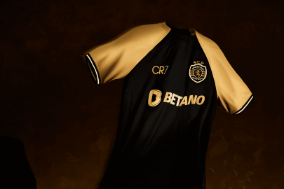 La nuova maglia dello Sporting Lisbona