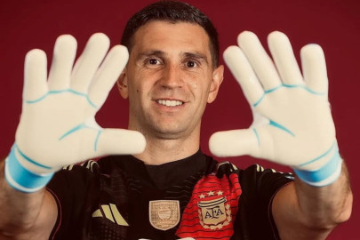 post card I guanti da portiere adidas