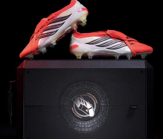 card In arrivo le adidas Predator 26 "Unlocked"