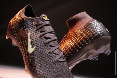 Le nuove scarpe da calcio di Mbappé