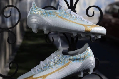 Le nuove scarpe da calcio di João Félix